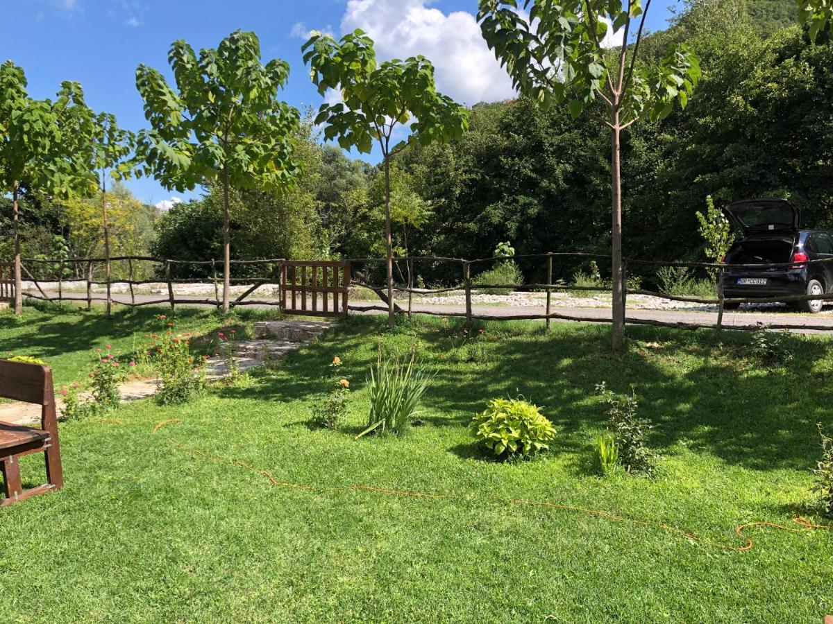 Orahovo Cottages Virpazar Kültér fotó